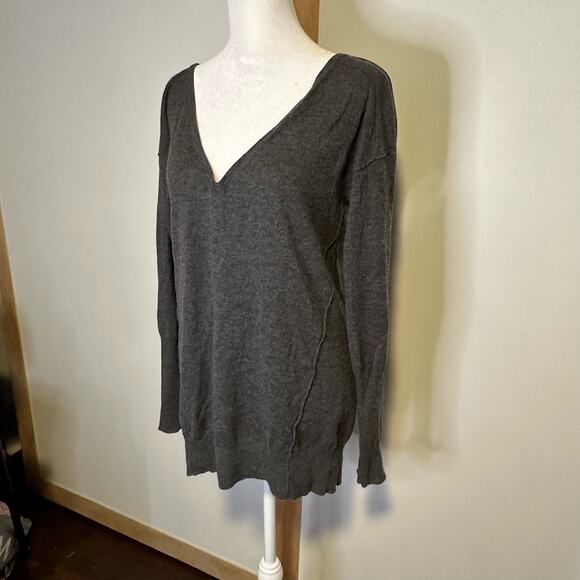Athleta gray knit v-neck cashmere sweater size XS - Picture 3 of 11